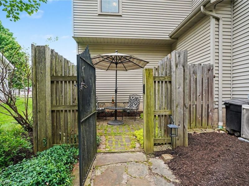 10143 Bissell Drive, Twinsburg, OH 44087 Photo 8