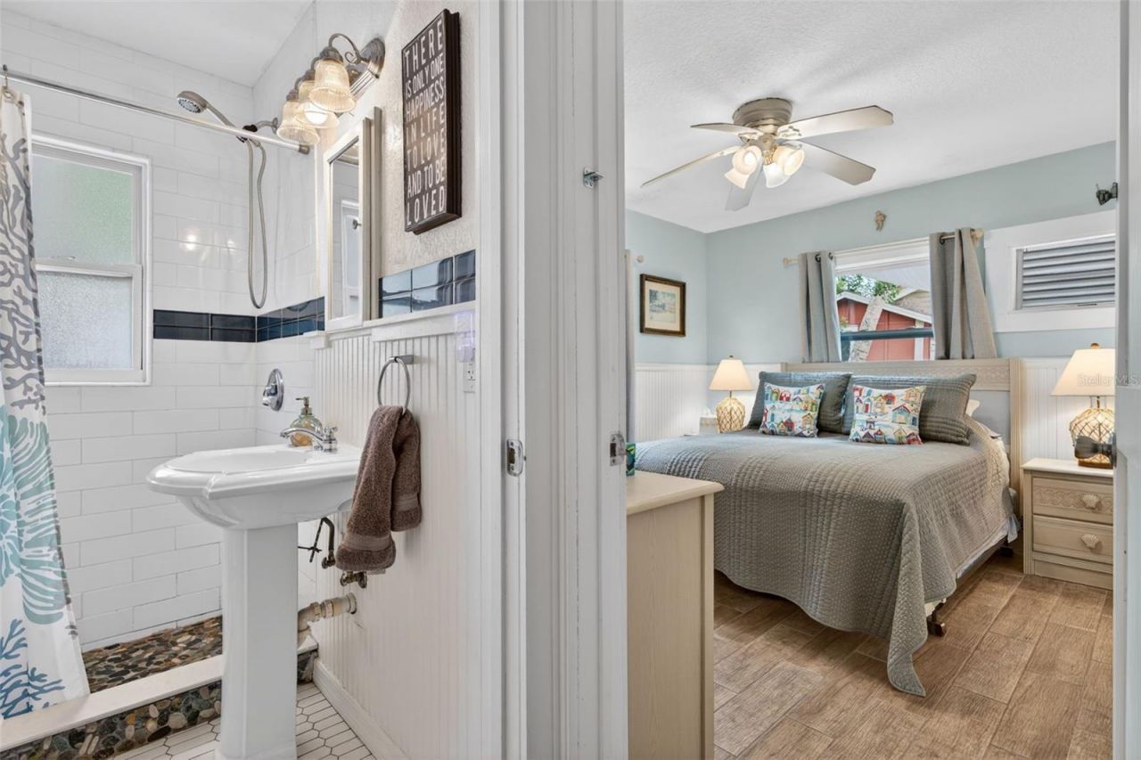 660 Linley Street , Longboat Key, FL 34228 Photo