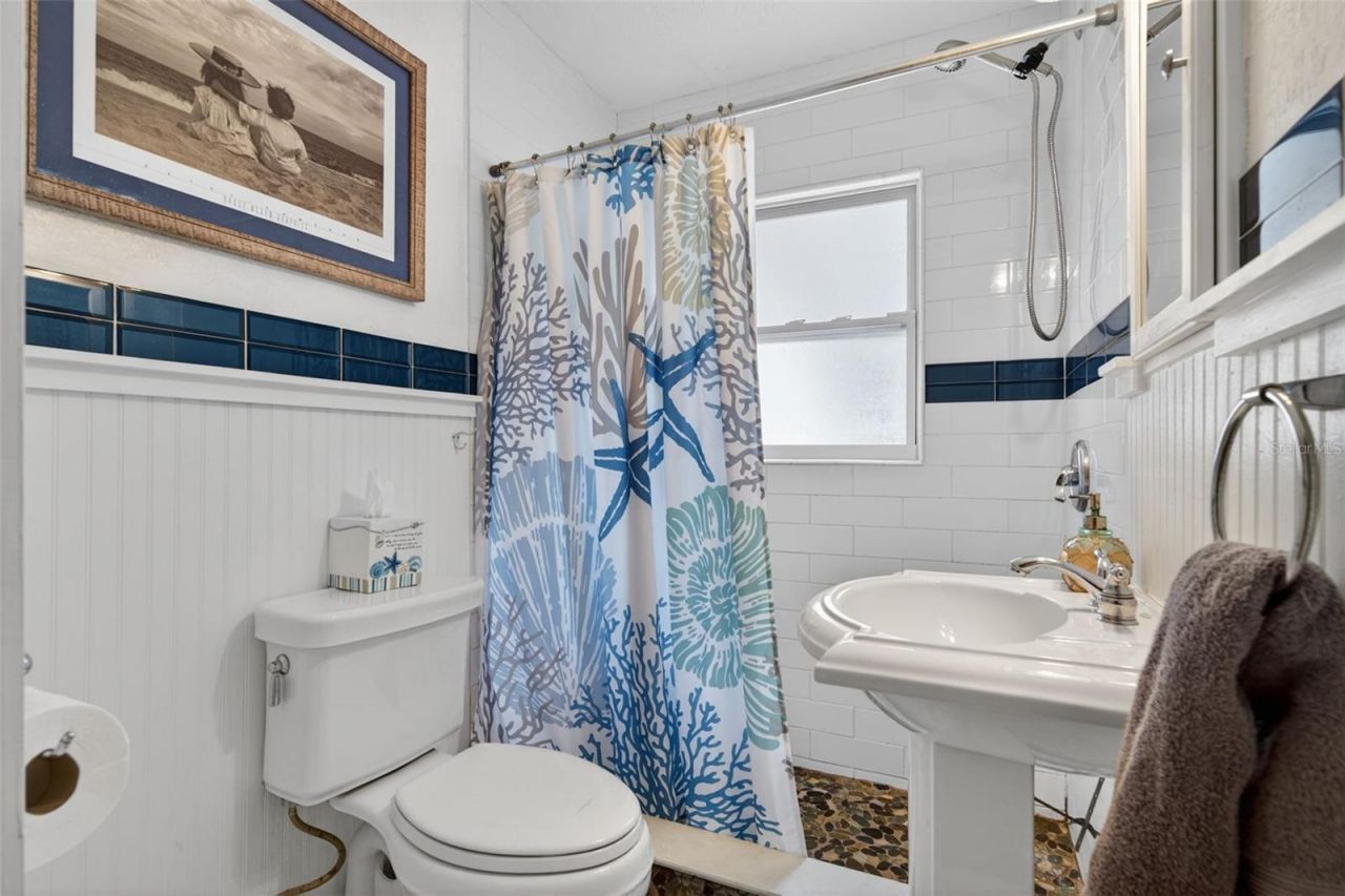 660 Linley Street , Longboat Key, FL 34228 Photo