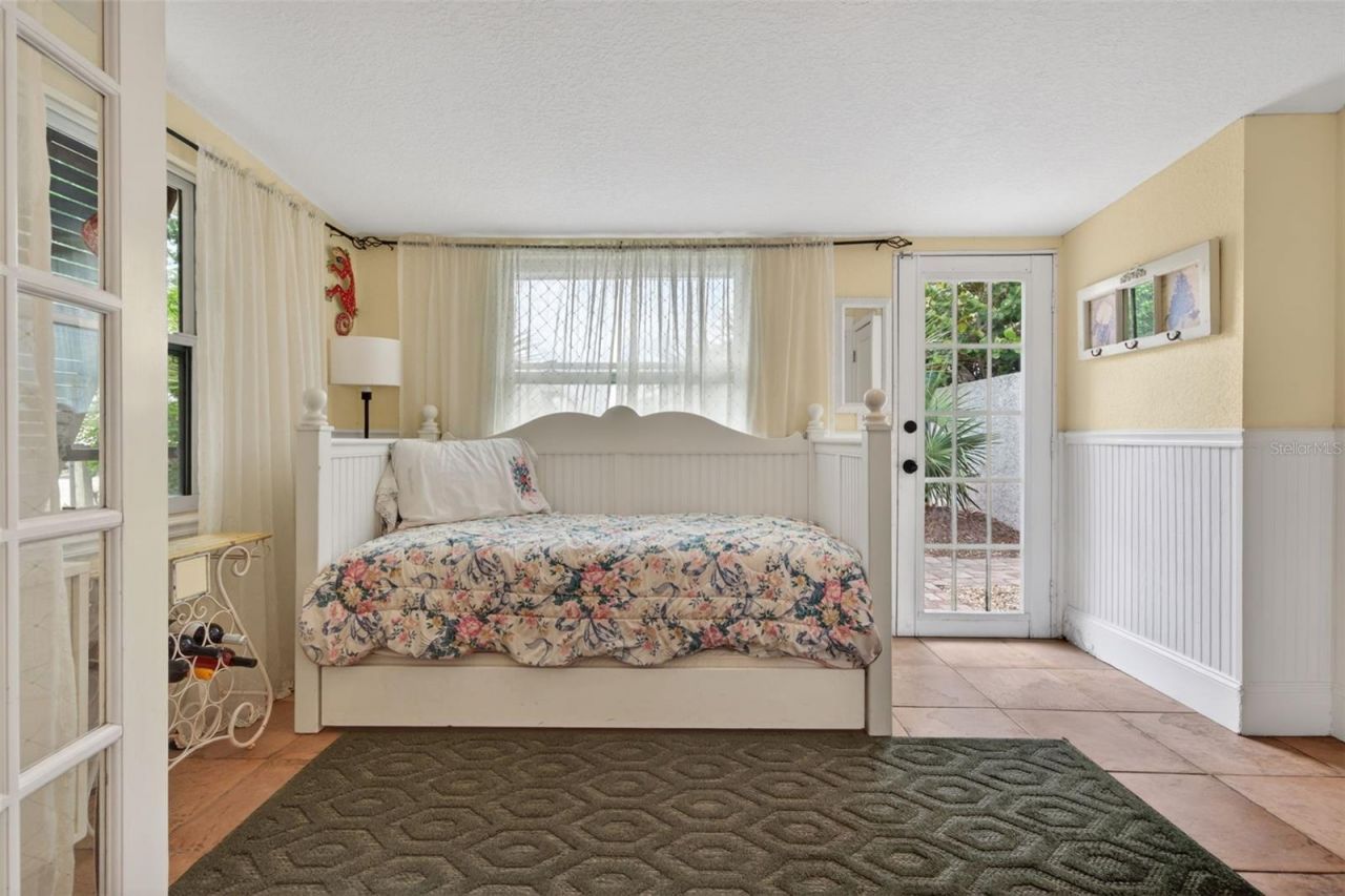 660 Linley Street , Longboat Key, FL 34228 Photo
