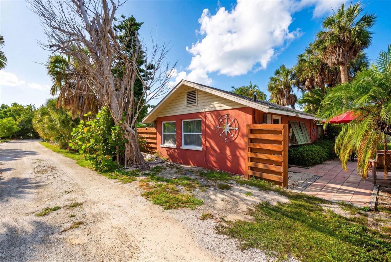 660 Linley Street , Longboat Key, FL 34228 Photo