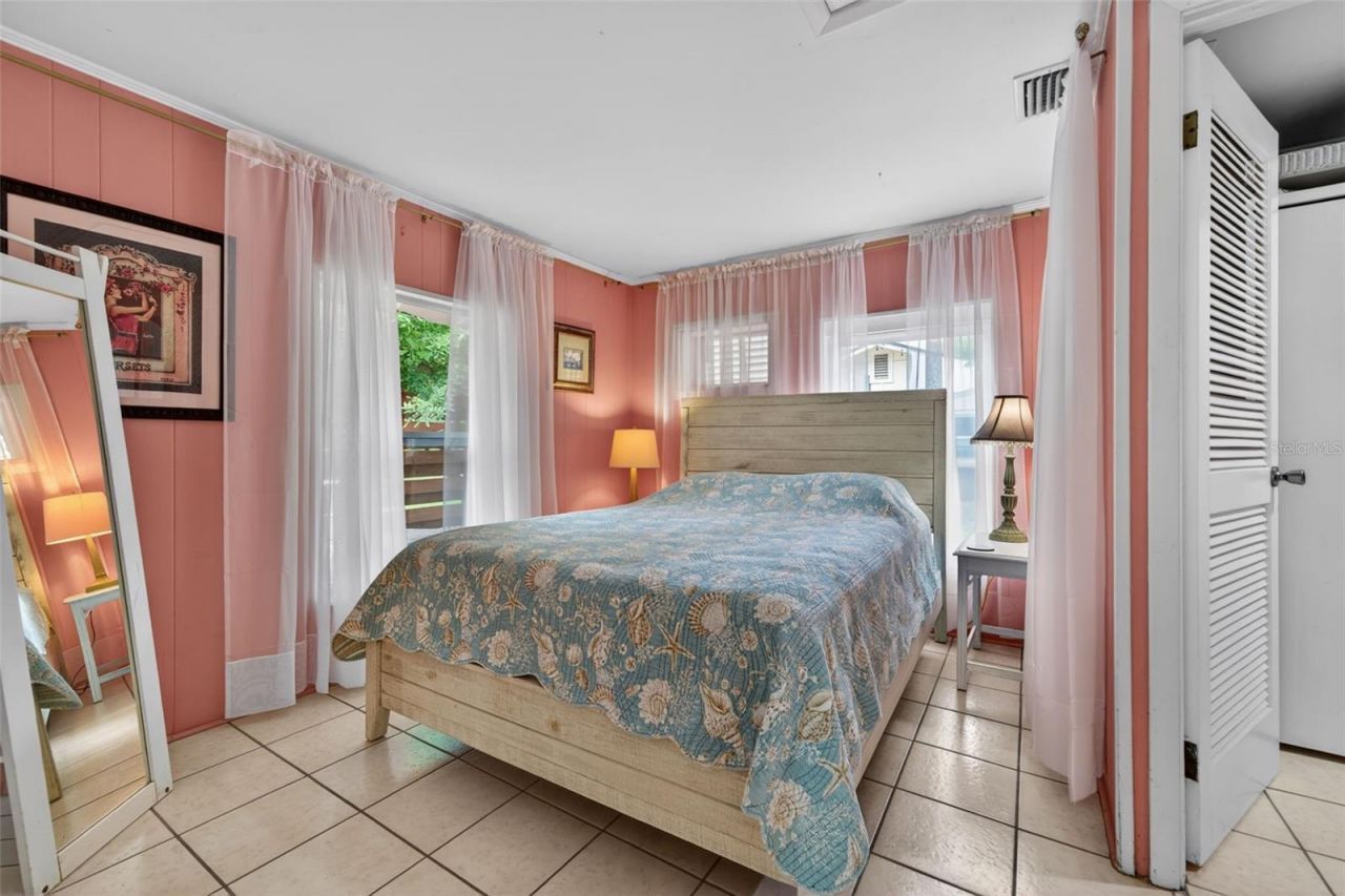 660 Linley Street , Longboat Key, FL 34228 Photo