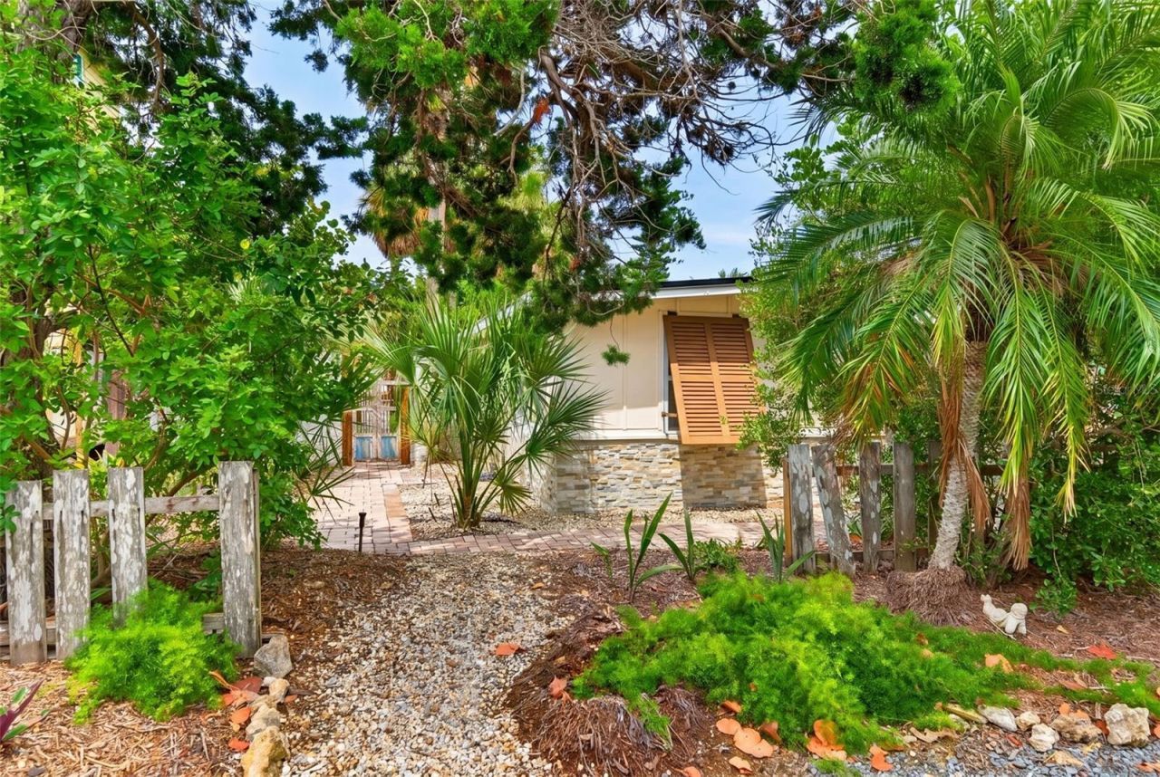 660 Linley Street , Longboat Key, FL 34228 Photo