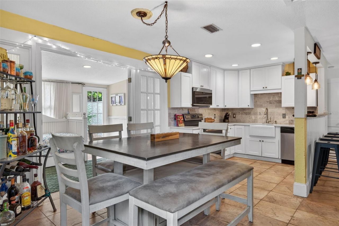 660 Linley Street , Longboat Key, FL 34228 Photo