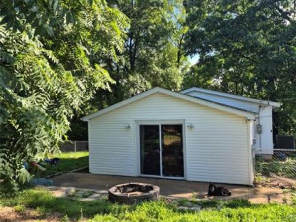 4736 Orchard Cors, Barnhart, MO 63012
