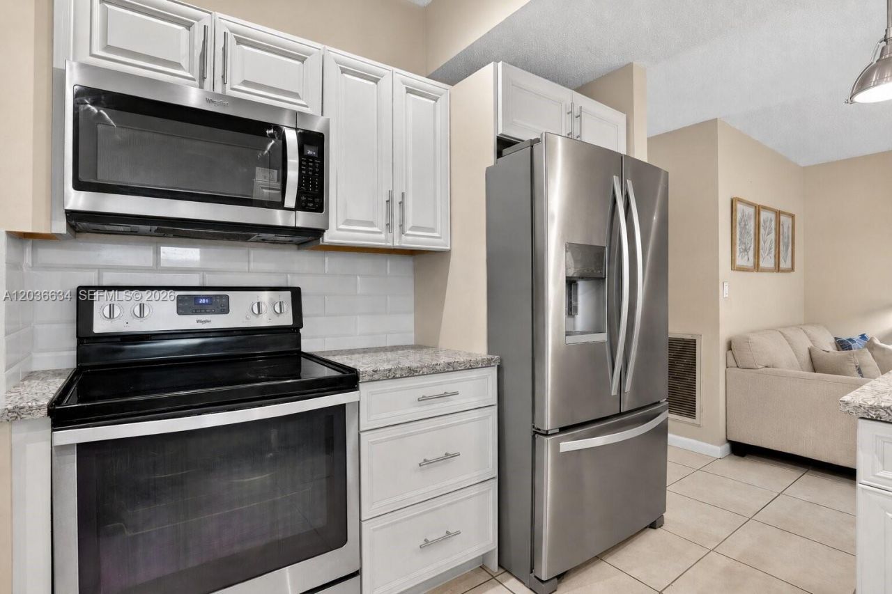 6961 NW 20th Ct, Margate, FL 33063 Photo