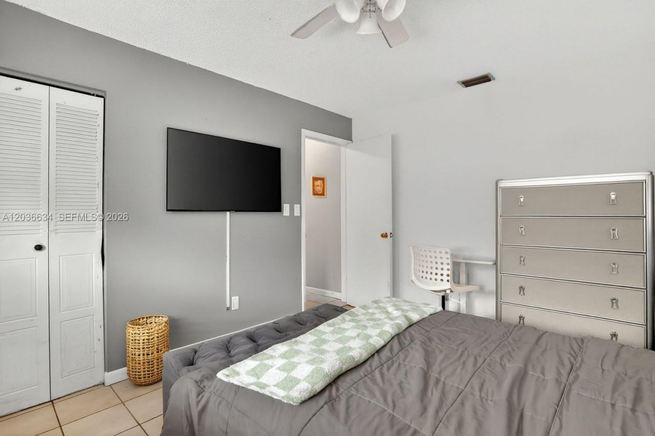 6961 NW 20th Ct, Margate, FL 33063 Photo