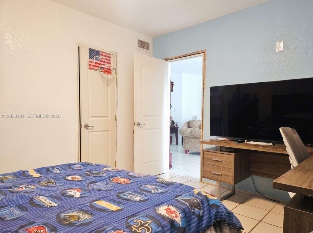 Please Call For Address, Hialeah, FL 33013 Photo