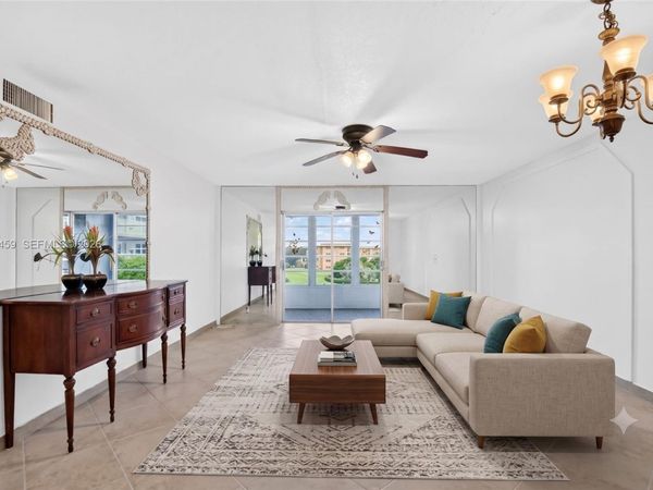2615 NE 1st Ct , Unit 303, Boynton Beach, FL 33435