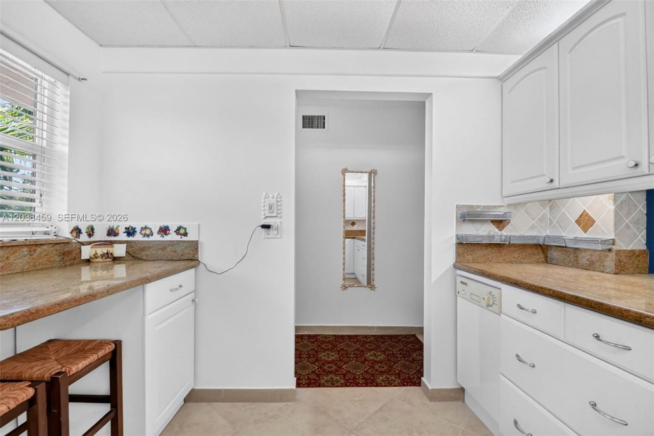 2615 NE 1st Ct , Unit 303, Boynton Beach, FL 33435 Photo