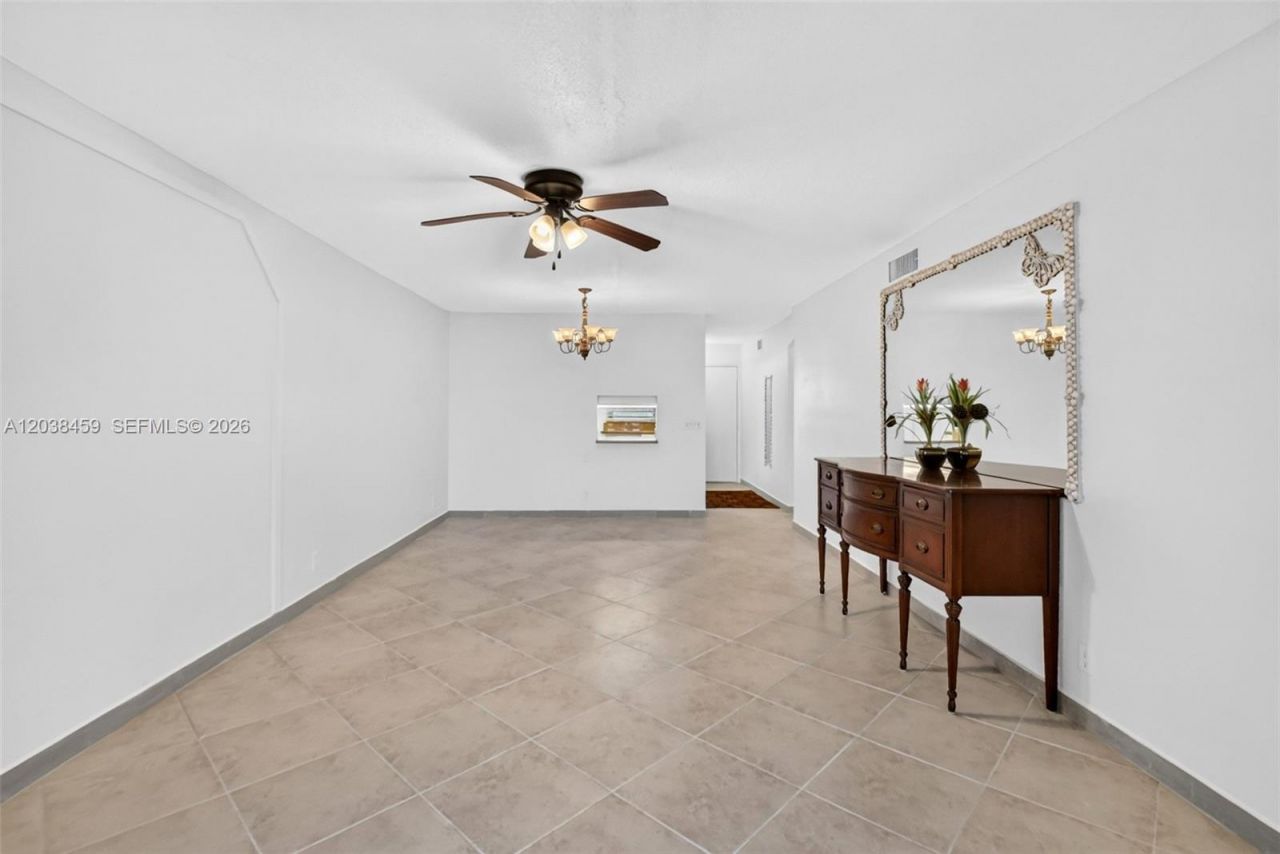2615 NE 1st Ct , Unit 303, Boynton Beach, FL 33435 Photo