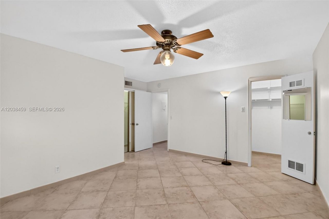 2615 NE 1st Ct , Unit 303, Boynton Beach, FL 33435 Photo