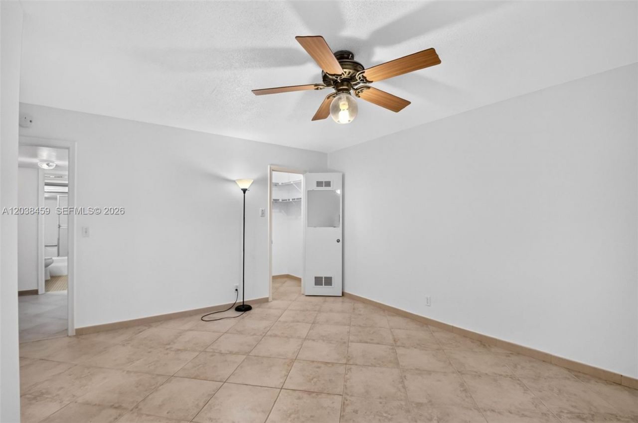 2615 NE 1st Ct , Unit 303, Boynton Beach, FL 33435 Photo