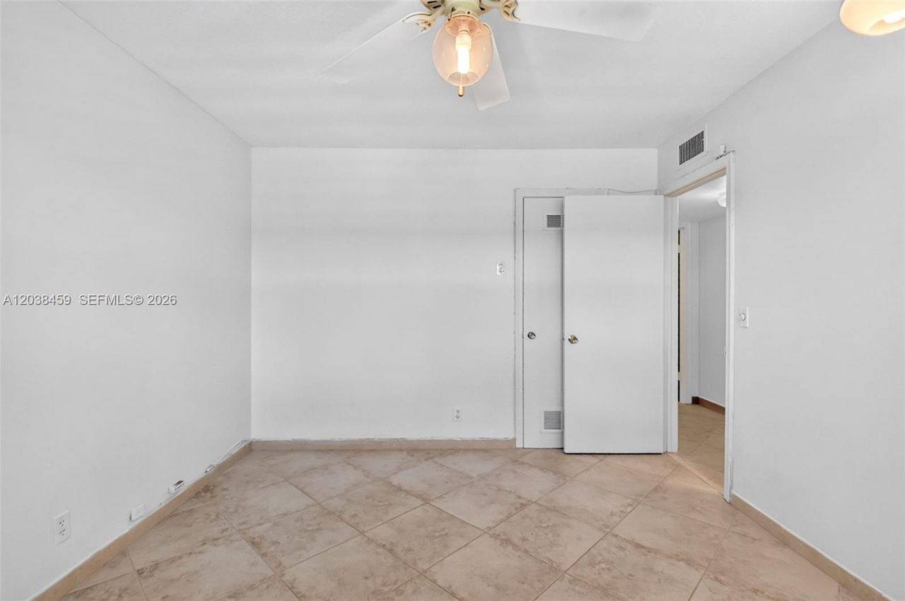 2615 NE 1st Ct , Unit 303, Boynton Beach, FL 33435 Photo