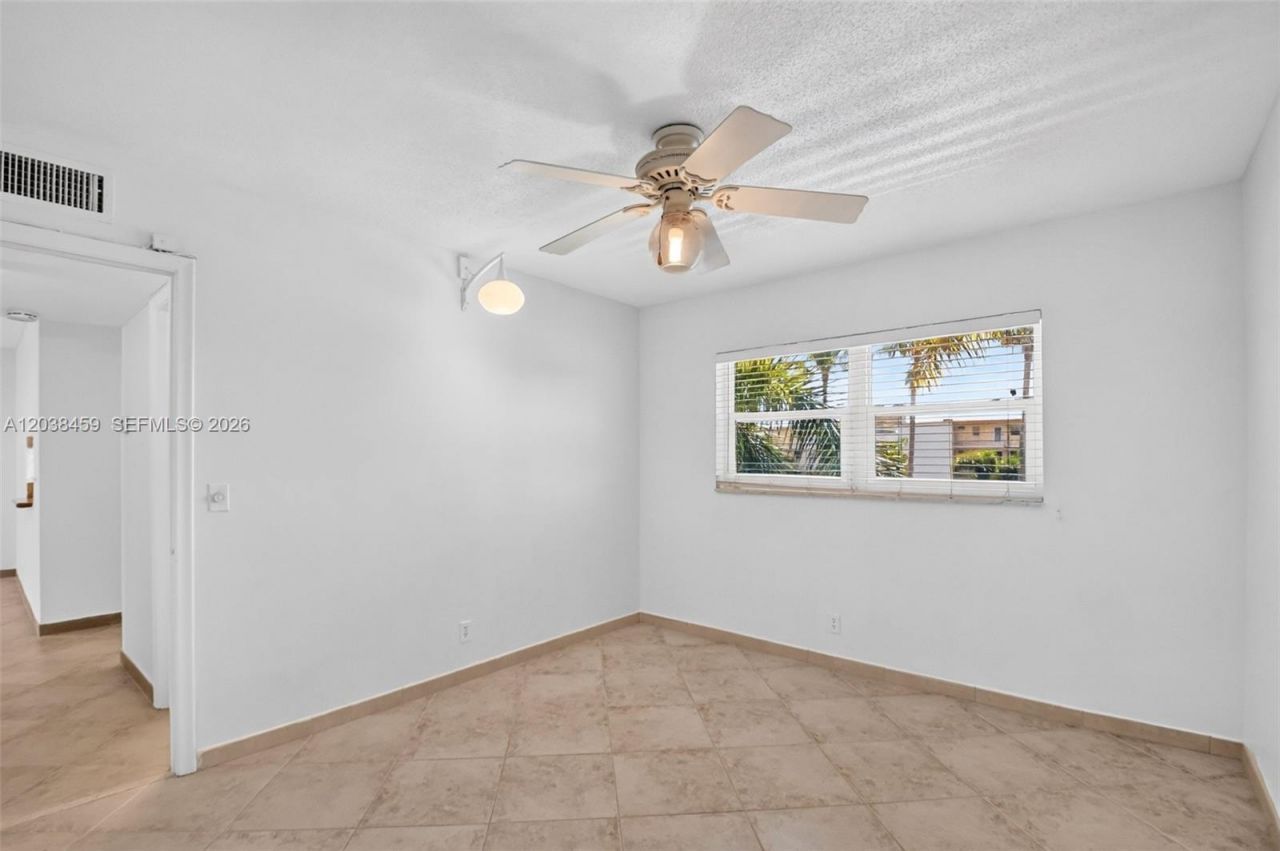 2615 NE 1st Ct , Unit 303, Boynton Beach, FL 33435 Photo