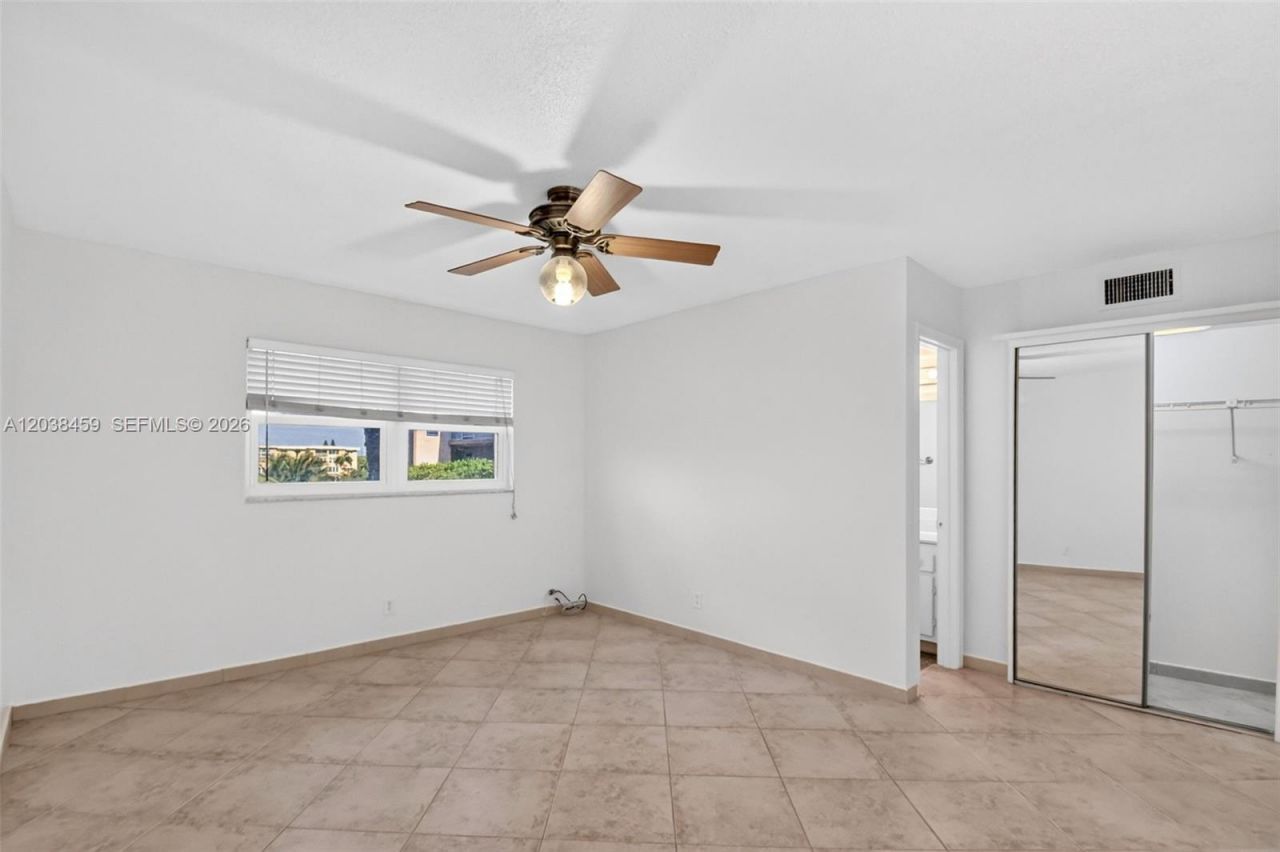 2615 NE 1st Ct , Unit 303, Boynton Beach, FL 33435 Photo