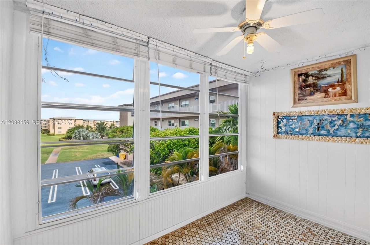 2615 NE 1st Ct , Unit 303, Boynton Beach, FL 33435 Photo