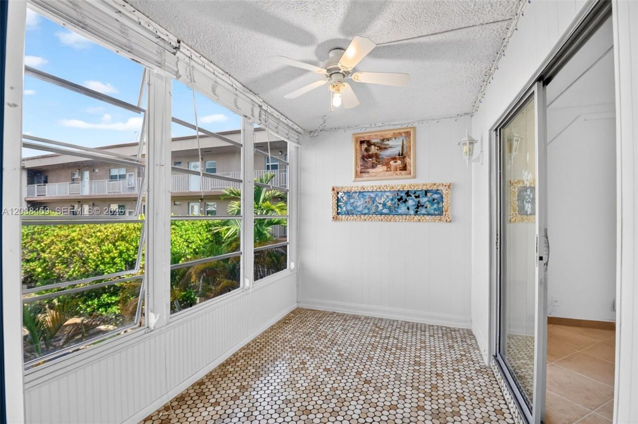 2615 NE 1st Ct , Unit 303, Boynton Beach, FL 33435 Photo