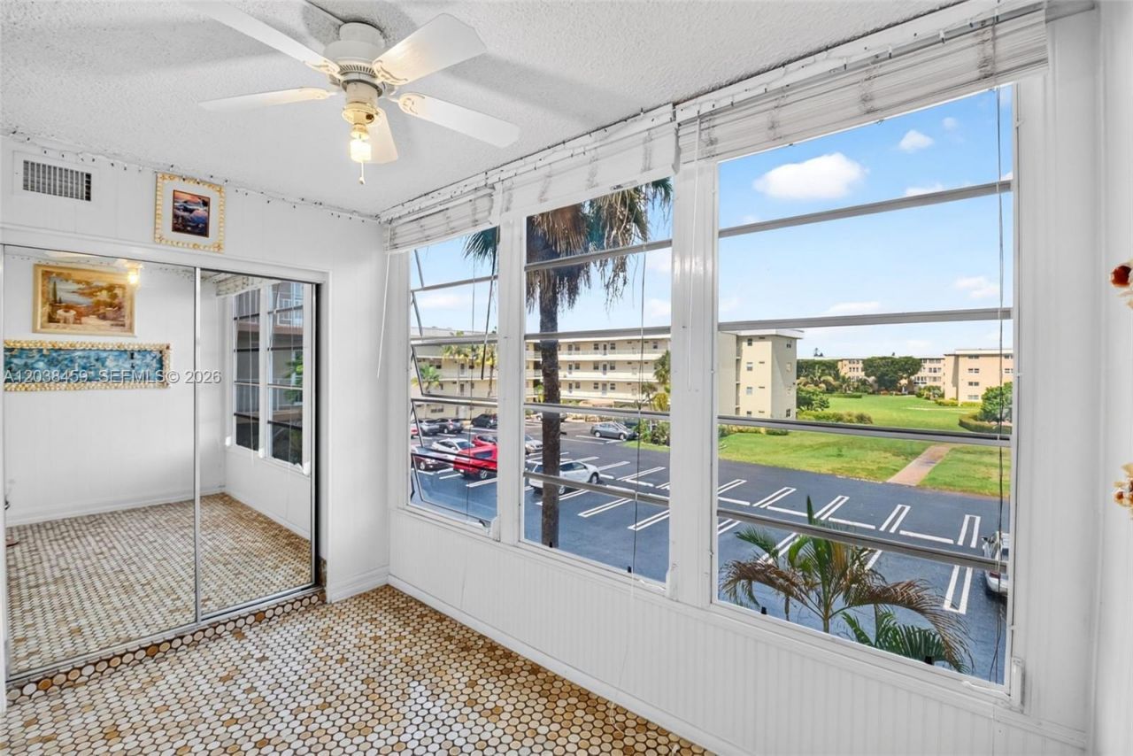 2615 NE 1st Ct , Unit 303, Boynton Beach, FL 33435 Photo