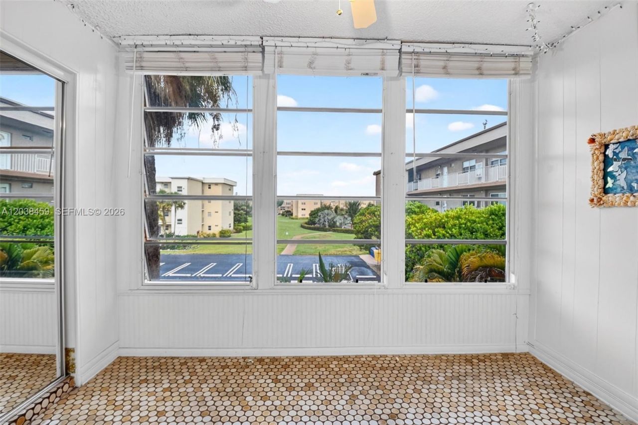 2615 NE 1st Ct , Unit 303, Boynton Beach, FL 33435 Photo