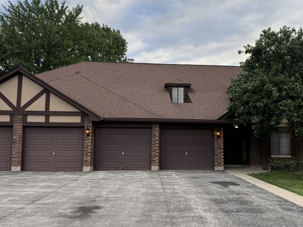 1756 Plymouth Court, Unit B, Wheaton, IL 60189