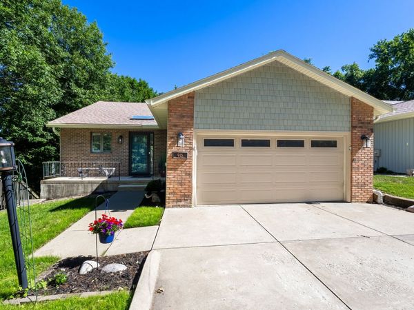 915 23rd Avenue , Unit 6, East Moline, IL 61244