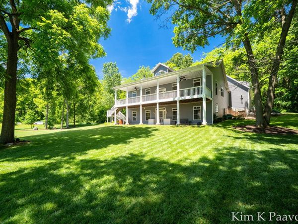12909 Victory Woods Drive NE, Lowell, MI 49331
