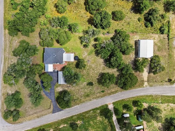 302 Whispering Oaks, Adkins, TX 78101