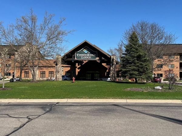 7020 Grand Geneva WAY, Unit 167, Lake Geneva, WI 53147