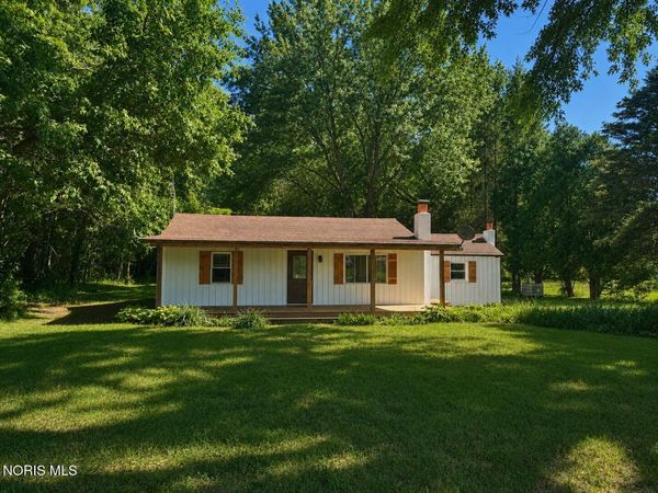 4203 County Road U4 , Liberty Center, OH 43532