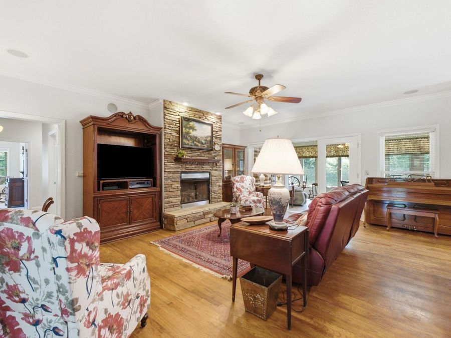 Property Image 40