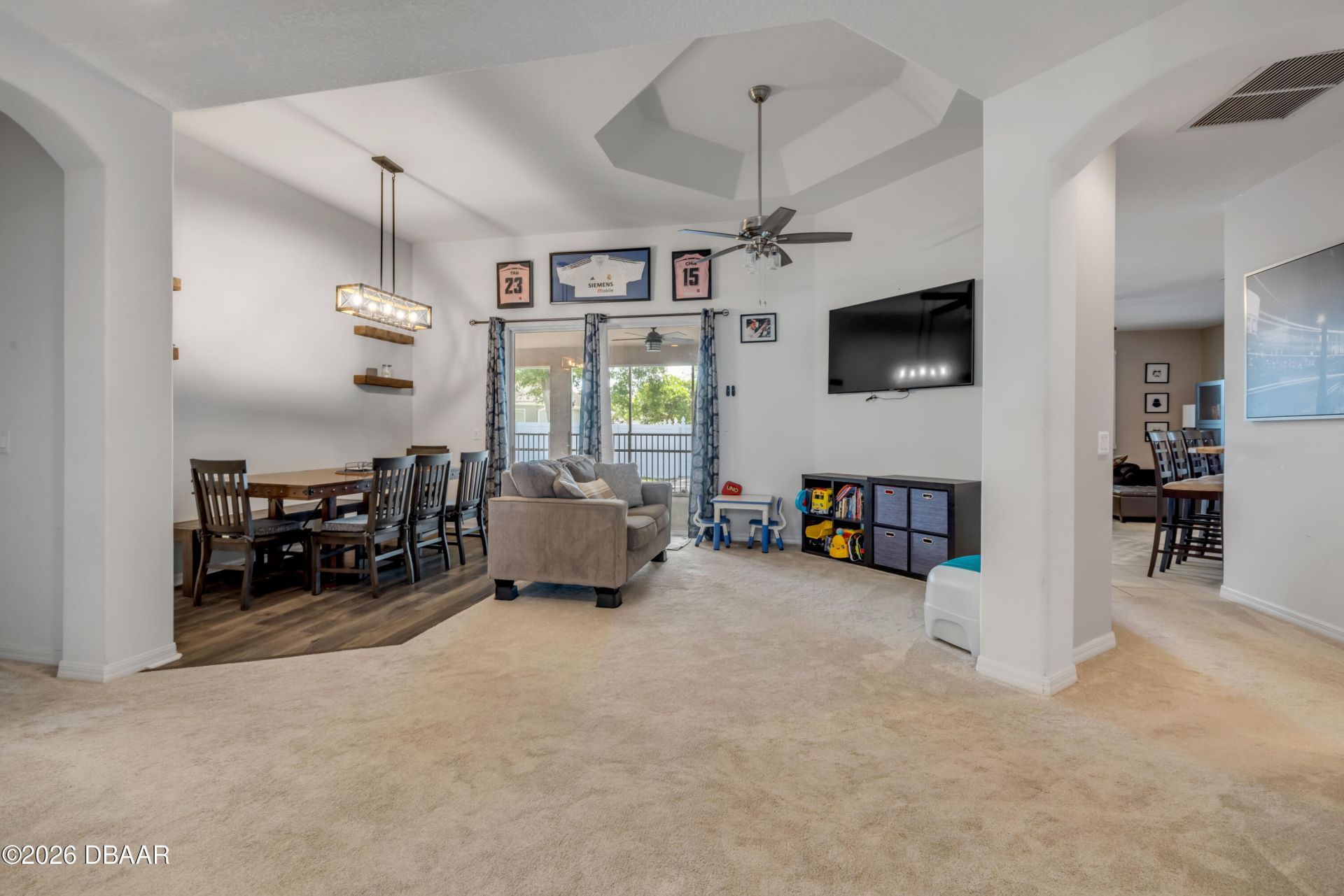 36624 Grand Island Oaks Circle, Grand Island, FL 32735 Photo
