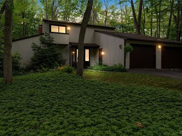 8718 Radburn Drive, Baldwinsville, NY 13027