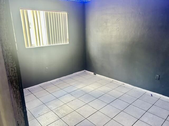 2400 NW 85th Avenue, Sunrise, FL 33322 Photo