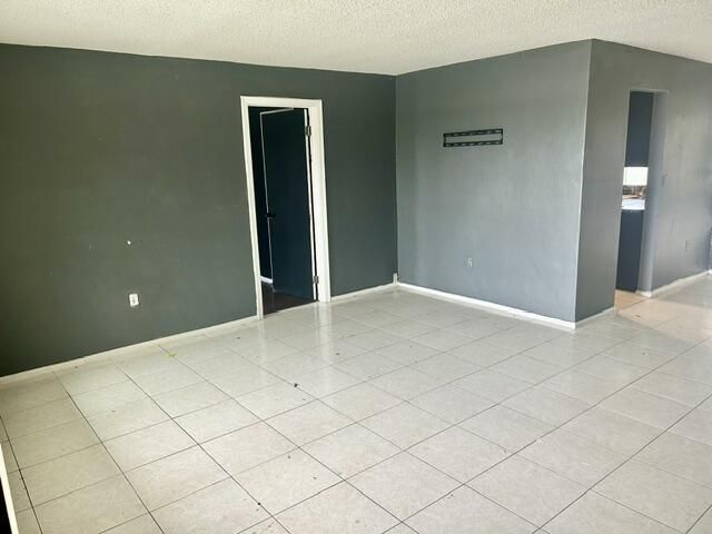 2400 NW 85th Avenue, Sunrise, FL 33322 Photo