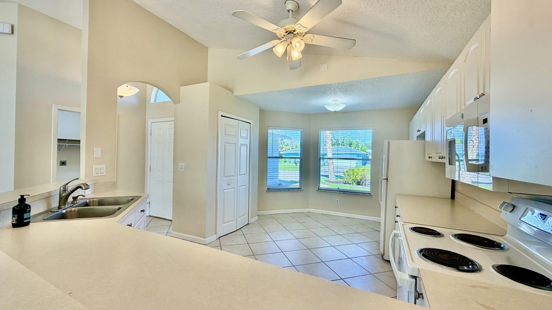619 SE Forgal Street, Port Saint Lucie, FL 34983 Photo