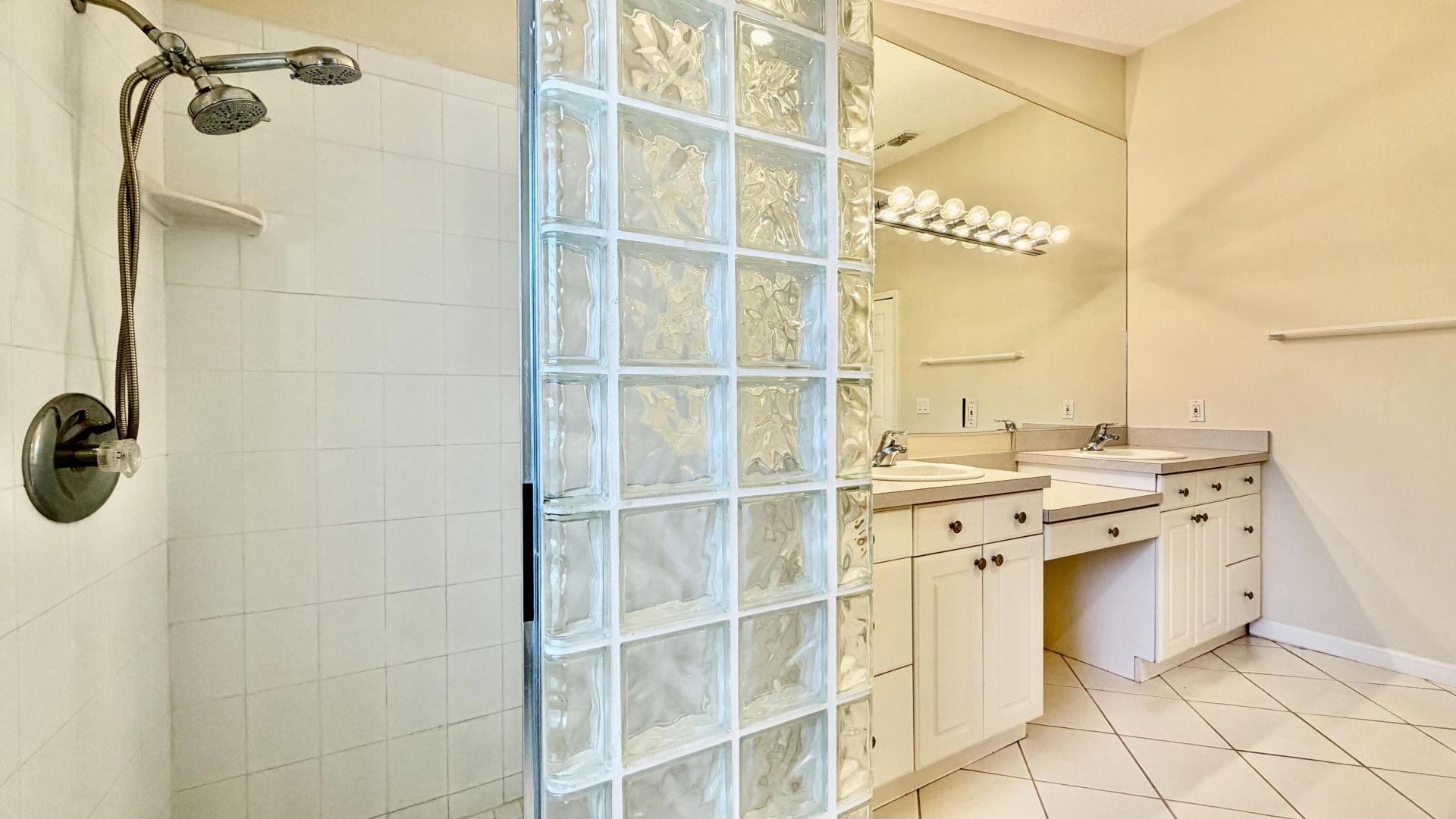 619 SE Forgal Street, Port Saint Lucie, FL 34983 Photo
