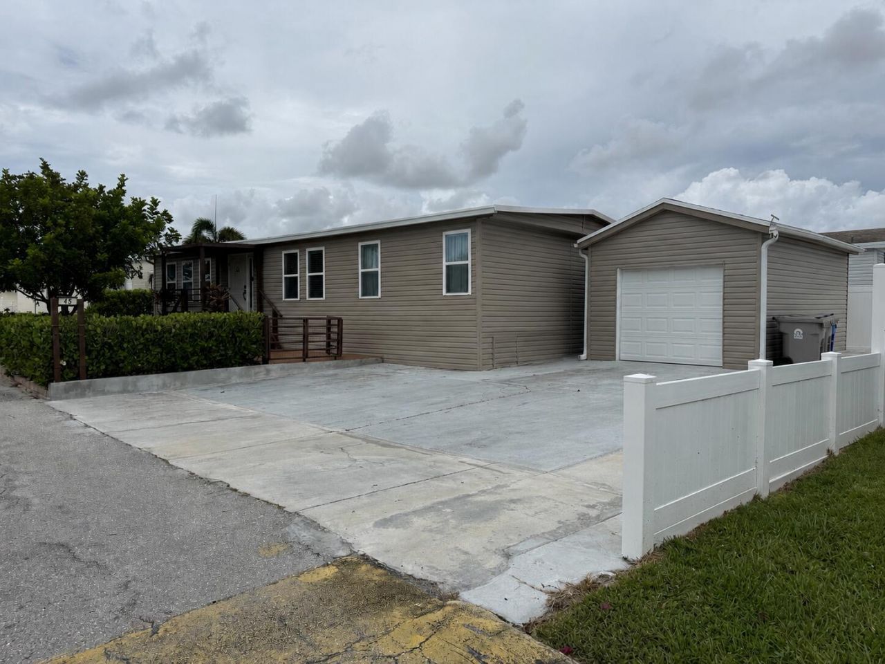 4311 Okeechobee Boulevard, Unit 45, West Palm Beach, FL 33409 Photo