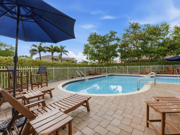 5673 NW 117th Avenue, Coral Springs, FL 33076