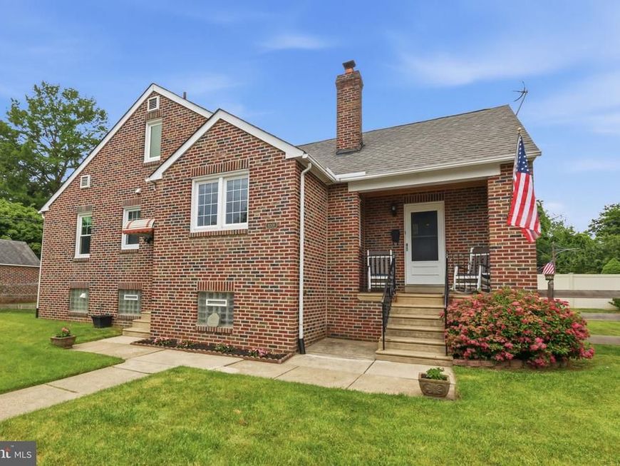 1020 Stanwood Street, Philadelphia, PA 19111 Main Photo