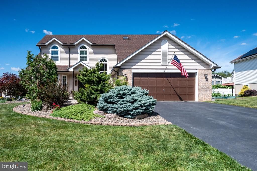 4300 GLENSIDE DRIVE , READING, PA 19605