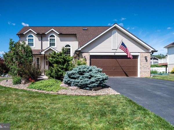 4300 GLENSIDE DRIVE, READING, PA 19605