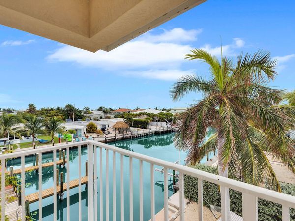 315 E Ocean Drive, KEY COLONY, FL 33051