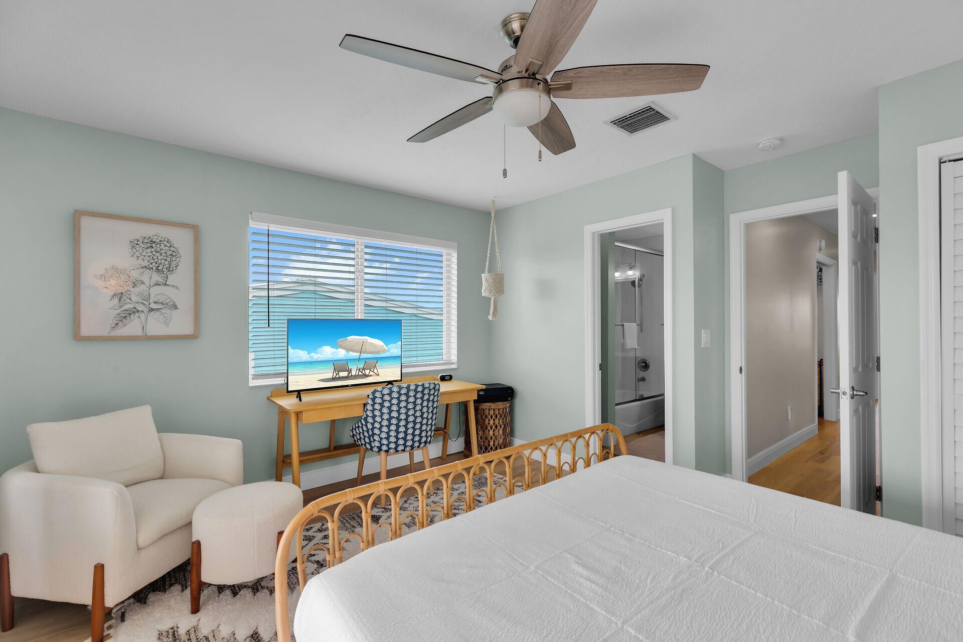 315 E Ocean Drive, Key Colony, FL 33051 Photo