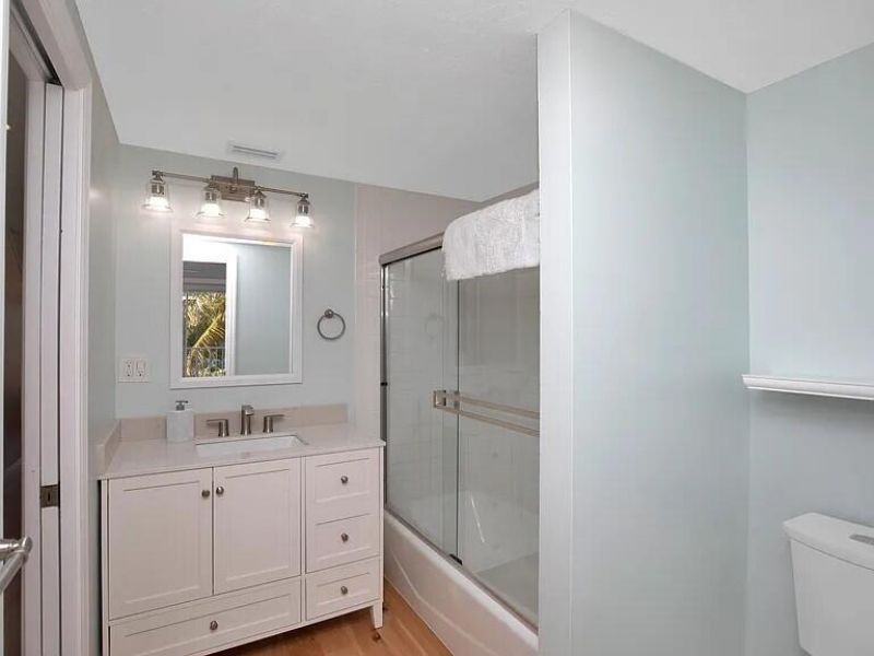 315 E Ocean Drive, Key Colony, FL 33051 Photo