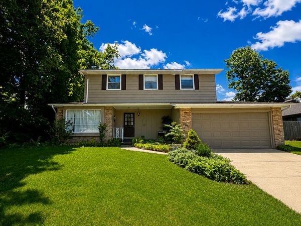 2709 Belaire Drive, Lansing, MI 48911