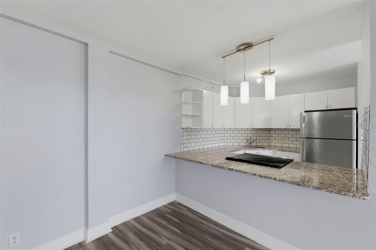 3315 58th Avenue S, Unit 615, Saint Petersburg, FL 33712 Photo