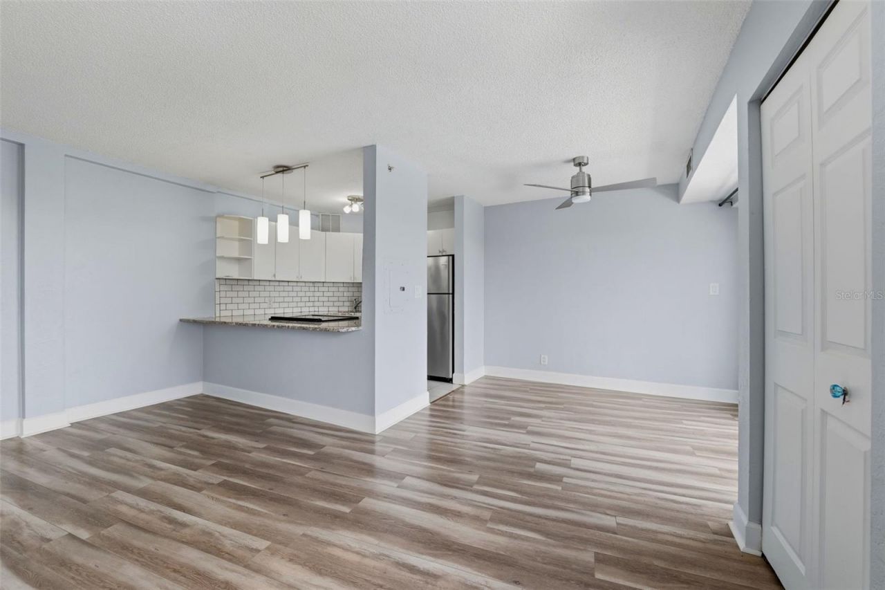 3315 58th Avenue S, Unit 615, Saint Petersburg, FL 33712 Photo