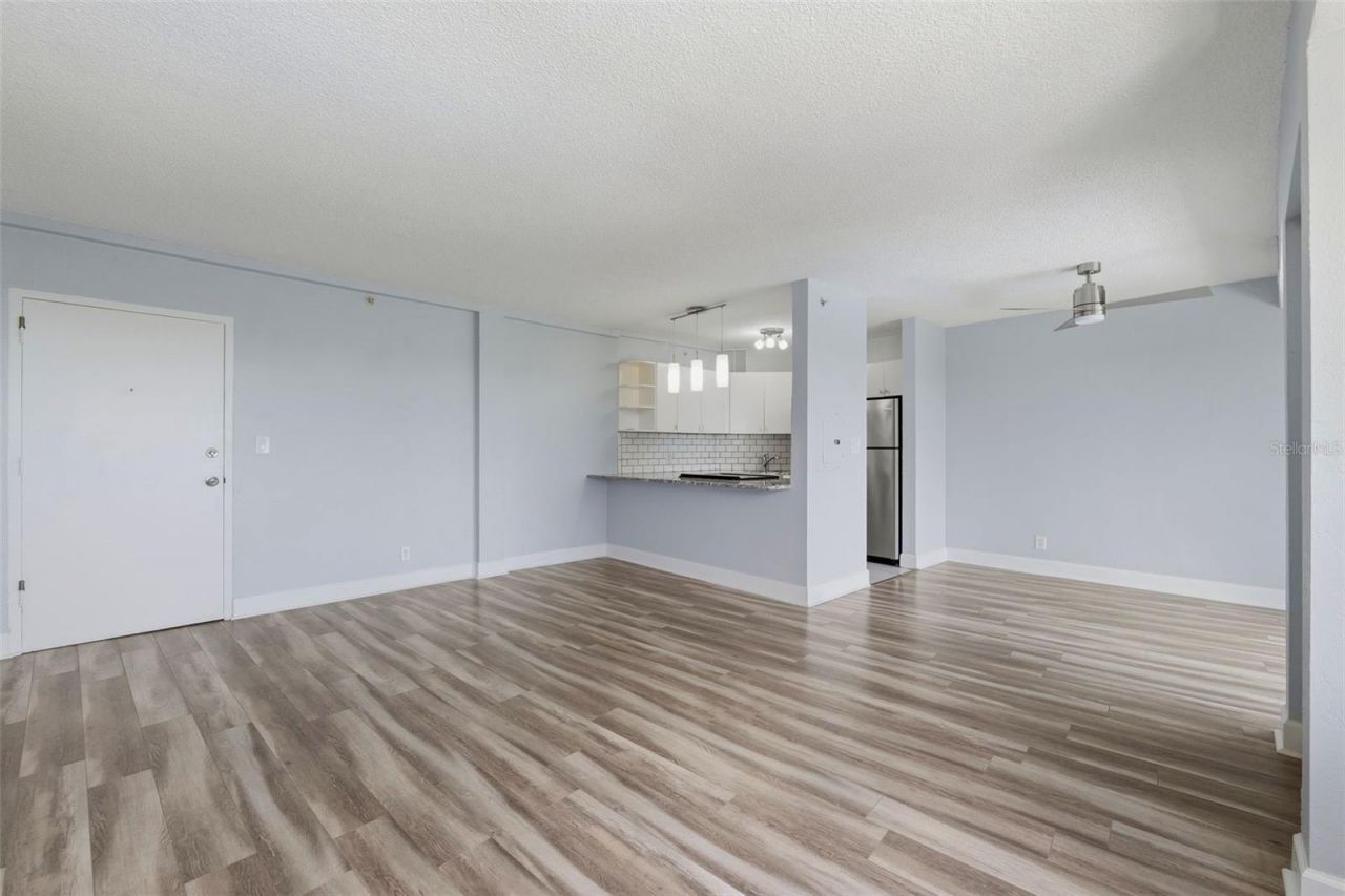 3315 58th Avenue S, Unit 615, Saint Petersburg, FL 33712 Photo