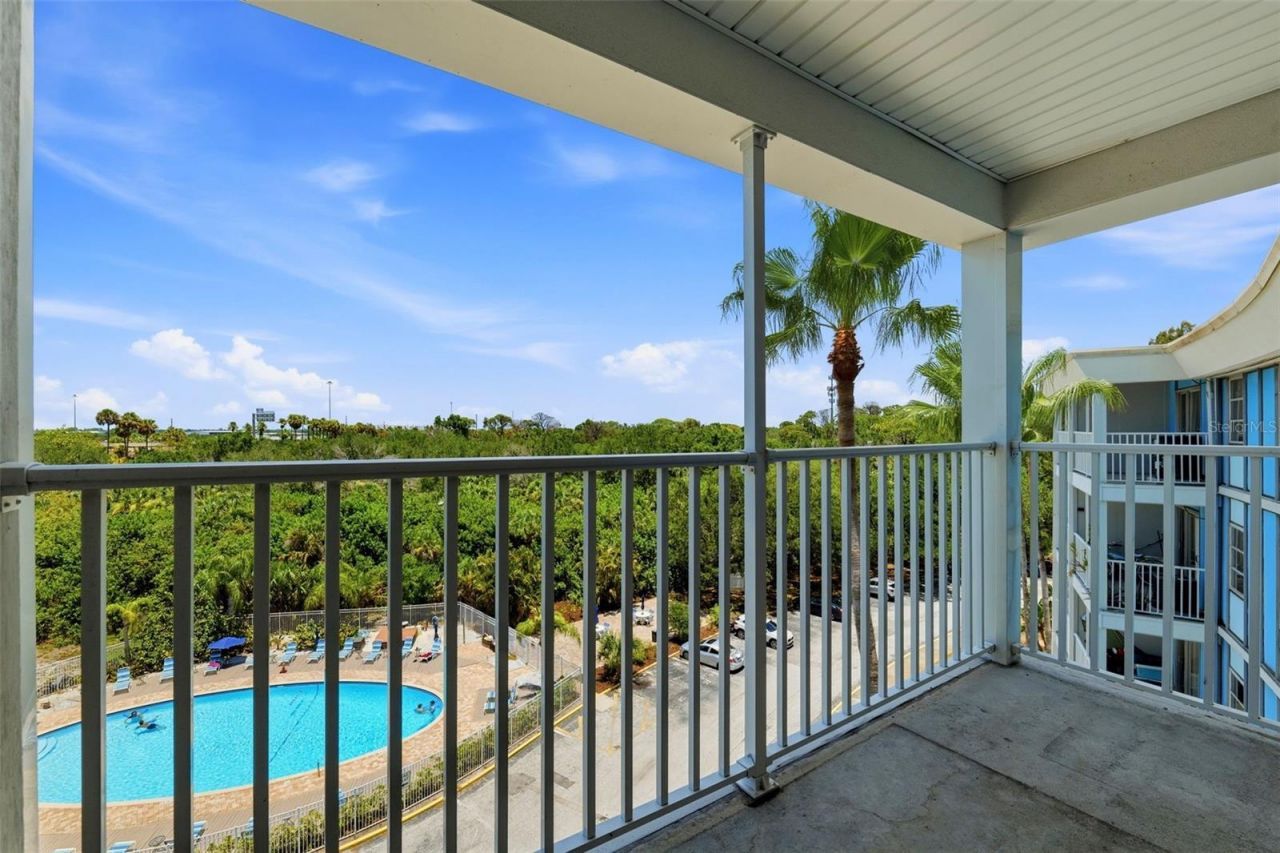 3315 58th Avenue S, Unit 615, Saint Petersburg, FL 33712 Photo